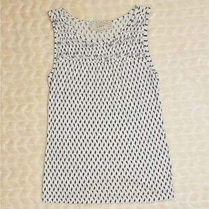 EUC- Anne Taylor- LOFT Black and White Smocked Sleeveless Tank Top